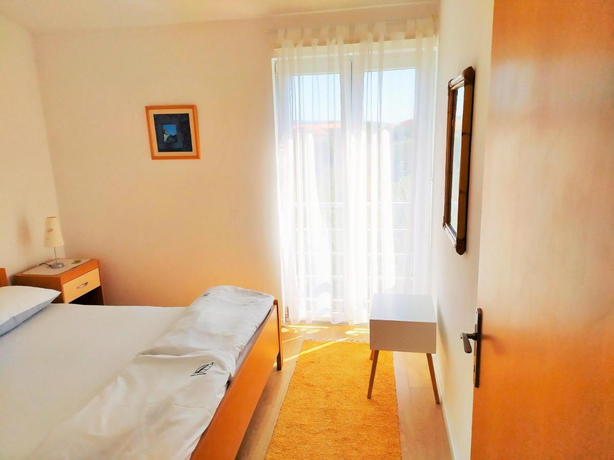 Dadić Apartments Bibinje Bagian luar foto